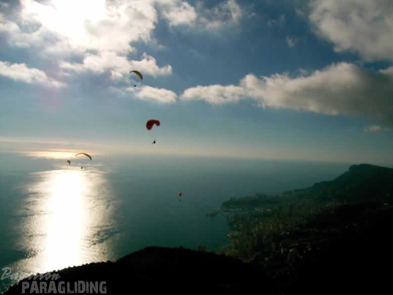 2005 Monaco 04-05 Paragliding 054