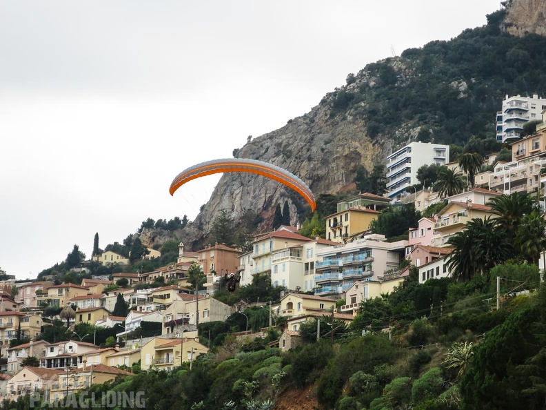 FM53.15 Paragliding-Monaco 06-168