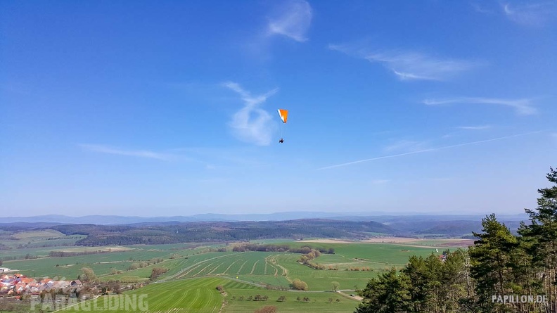 fg14.19_paragliding-104.jpg