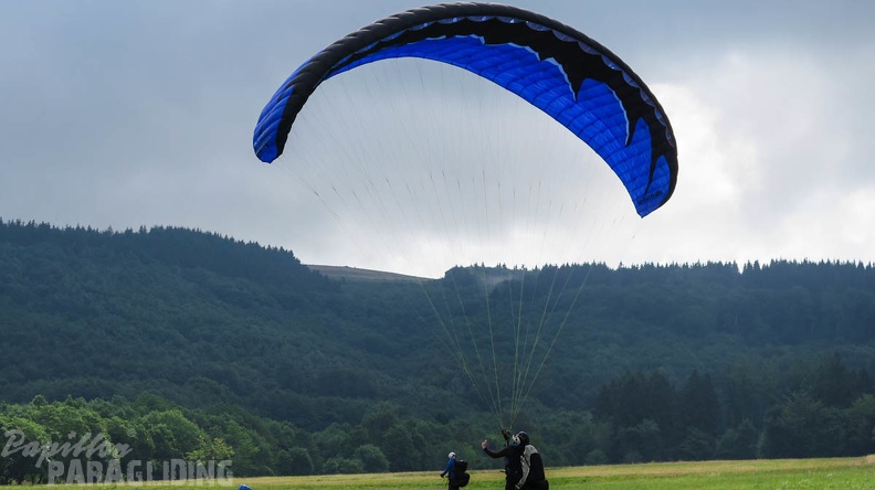 FG30.15 Paragliding-Rhoen-1010