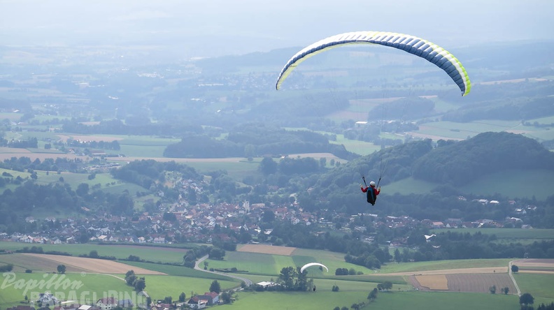 FG30.15_Paragliding-Rhoen-1059.jpg