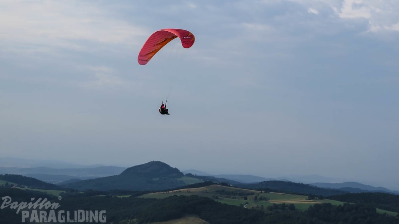 FG30.15_Paragliding-Rhoen-1093.jpg