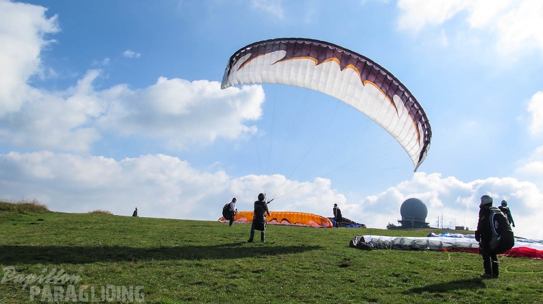 FG30.15_Paragliding-Rhoen-1149.jpg
