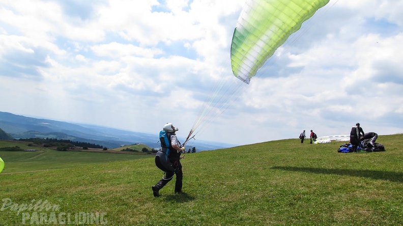FG30.15_Paragliding-Rhoen-2183.jpg