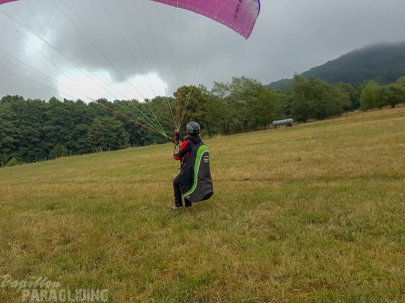 FG33.18 Paragliding-116