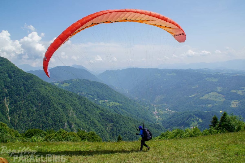 FS22.18_Slowenien-Paragliding-186.jpg