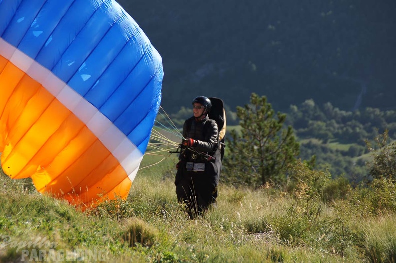 FX35.18 St-Andre-Paragliding-172