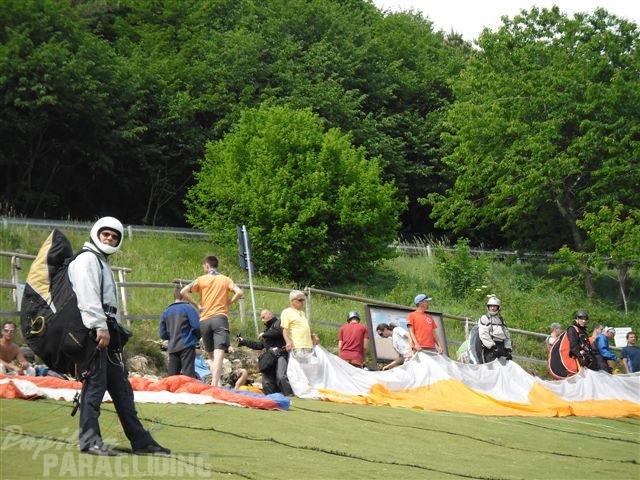 2011_FW17.11_Paragliding_004.jpg