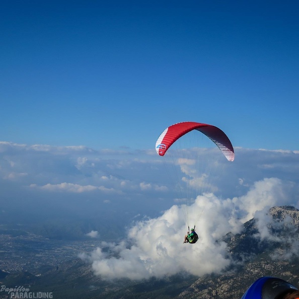 Oeluedeniz Paragliding 15-1086
