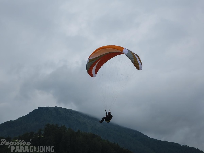 FWA26.16-Watles-Paragliding-1229
