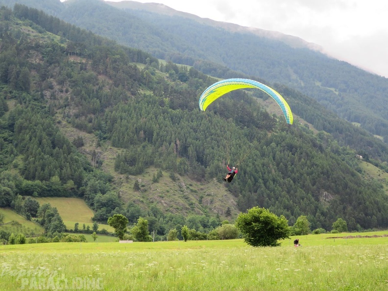 FWA26.16-Watles-Paragliding-1258
