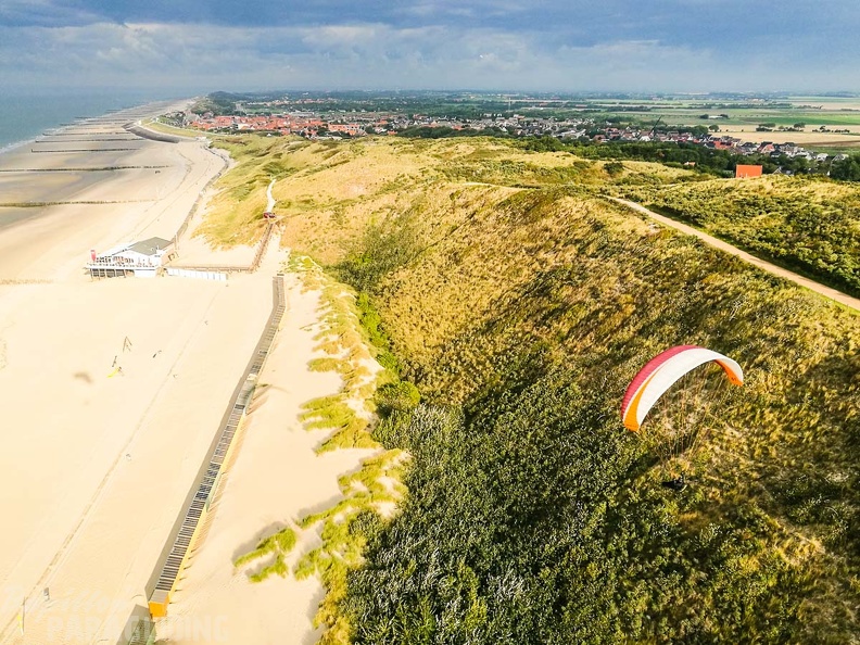 FZ37.18_Zoutelande-Paragliding-539.jpg