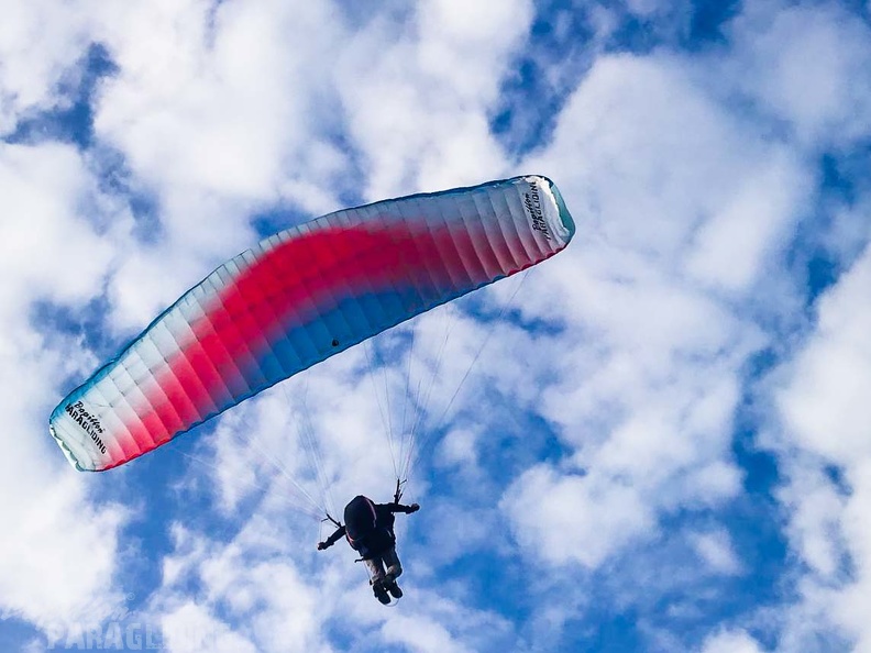 FZ37.18_Zoutelande-Paragliding-659.jpg