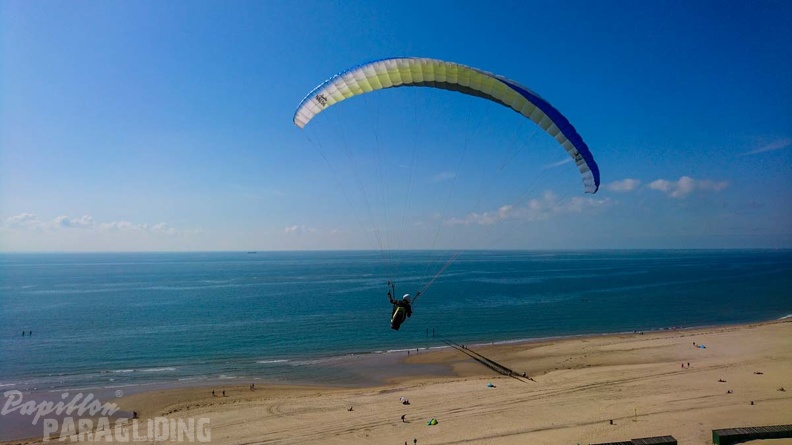 FZ37.19_Zoutelande-Paragliding-333.jpg