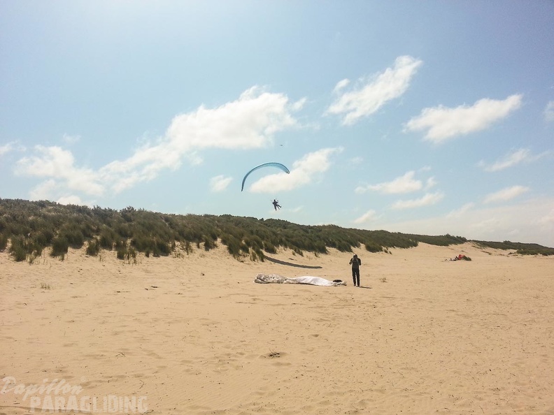 Paragliding_Zoutelande-1.jpg