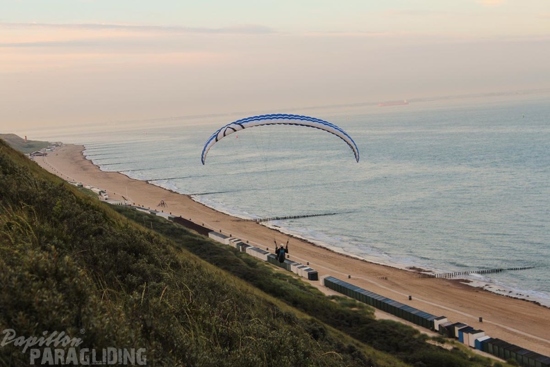 Paragliding_Zoutelande-190.jpg