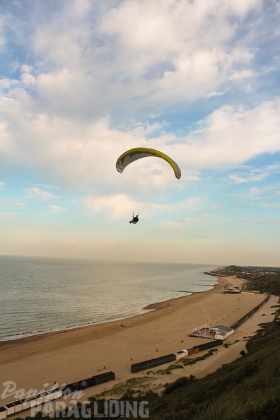 Paragliding_Zoutelande-524.jpg