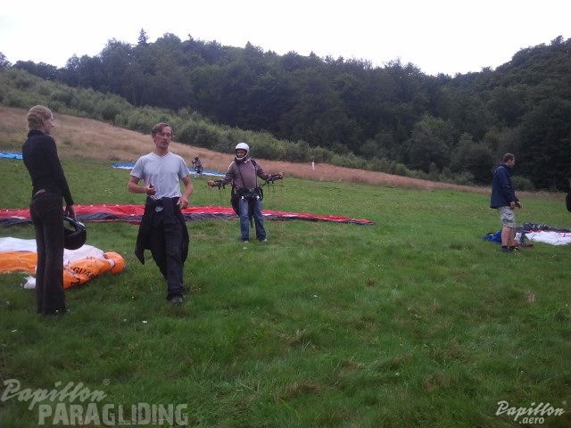 2012 ES.32.12 Paragliding 027