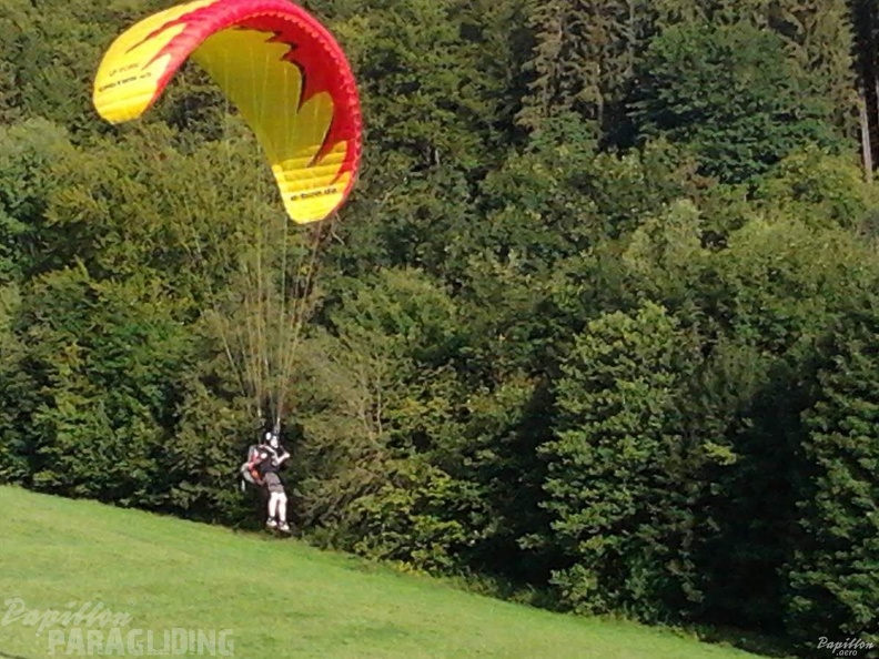 2012_ES.34.12_Paragliding_036.jpg