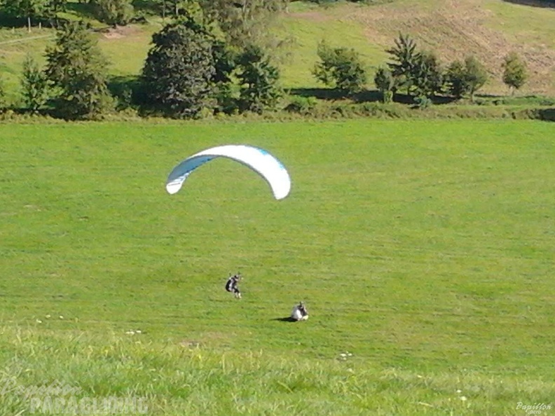 2012_ES.34.12_Paragliding_047.jpg