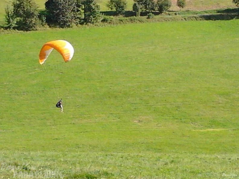 2012_ES.34.12_Paragliding_054.jpg