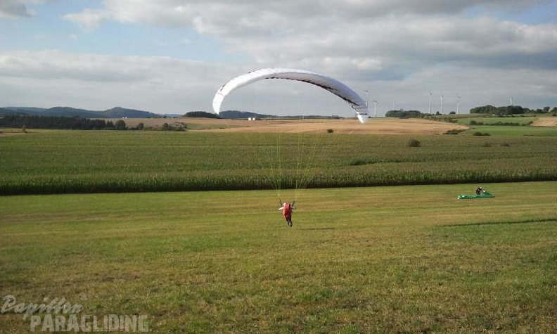 2012_ES.36.12_Paragliding_001.jpg