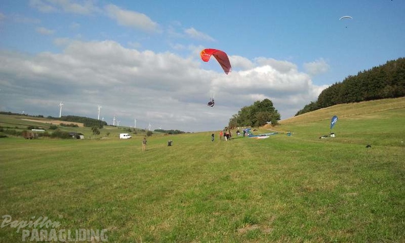 2012 ES.36.12 Paragliding 005