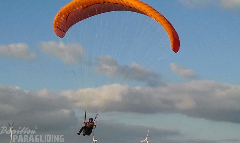 2012 ES.36.12 Paragliding 040