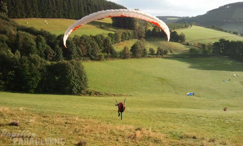 2012 ES.36.12 Paragliding 072