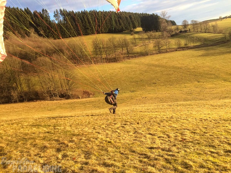 EK14.18_Sauerland-Paragliding-129.jpg
