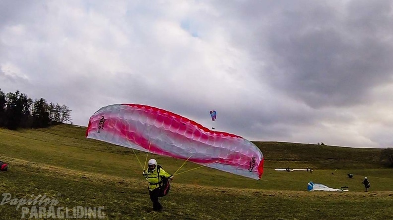 ES14.18_Sauerland-Paragliding-129.jpg