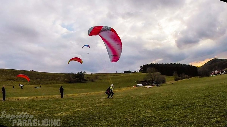 ES14.18_Sauerland-Paragliding-133.jpg