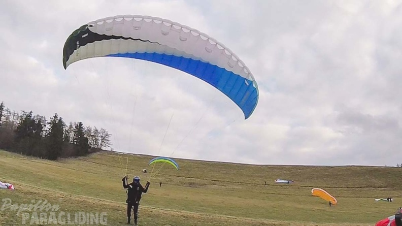ES14.18_Sauerland-Paragliding-140.jpg