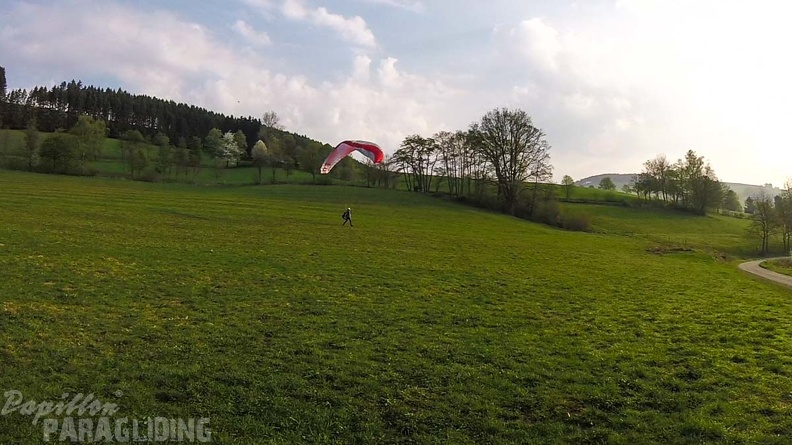 ES17.18 Paragliding-161