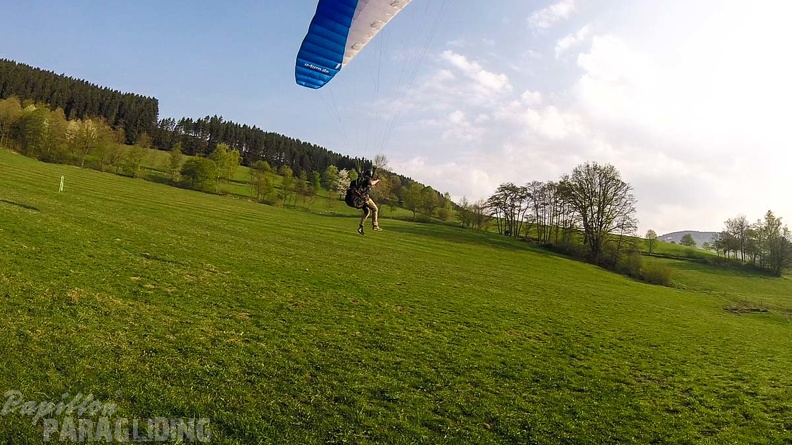 ES17.18 Paragliding-168