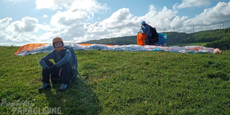 EK21.20-Papillon-Paragliding-101.jpg