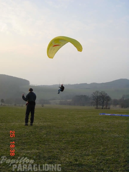 2003_K07.03_Paragliding_Wasserkuppe_035.jpg