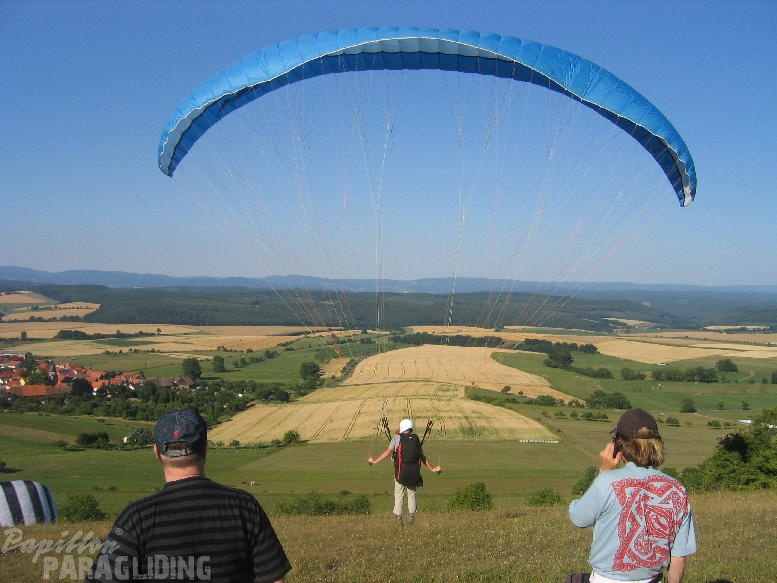 2003_K23.03_Paragliding_Wasserkuppe_003.jpg