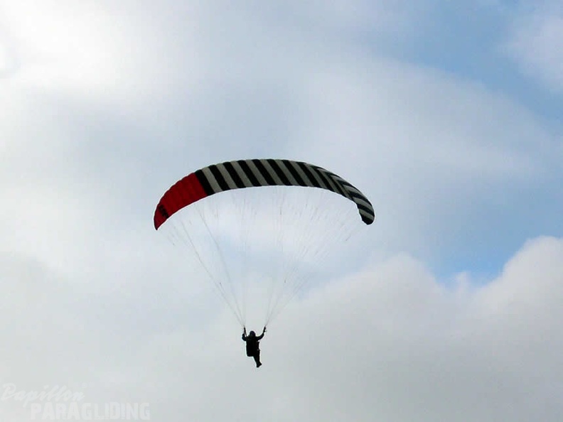2005_K13.05_Wasserkuppe_Paragliding_019.jpg