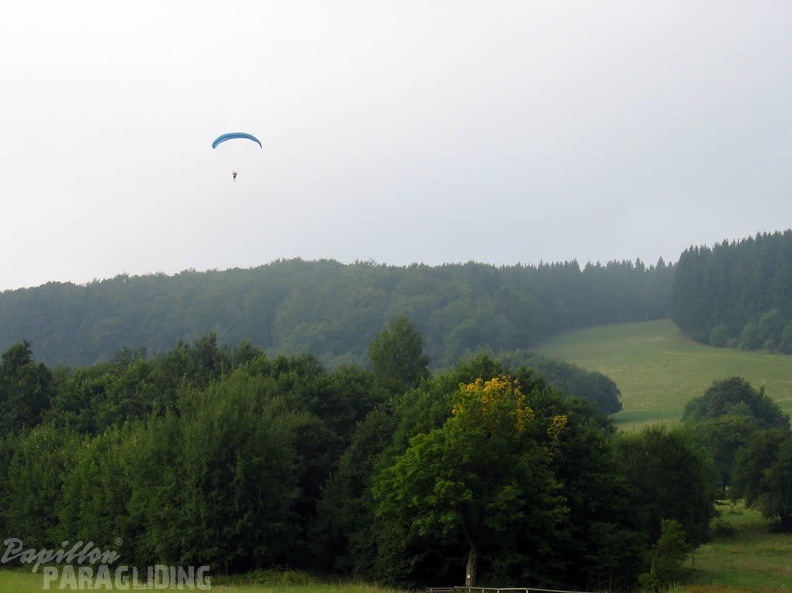 2005_K26.05_Wasserkuppe_Paragliding_024.jpg