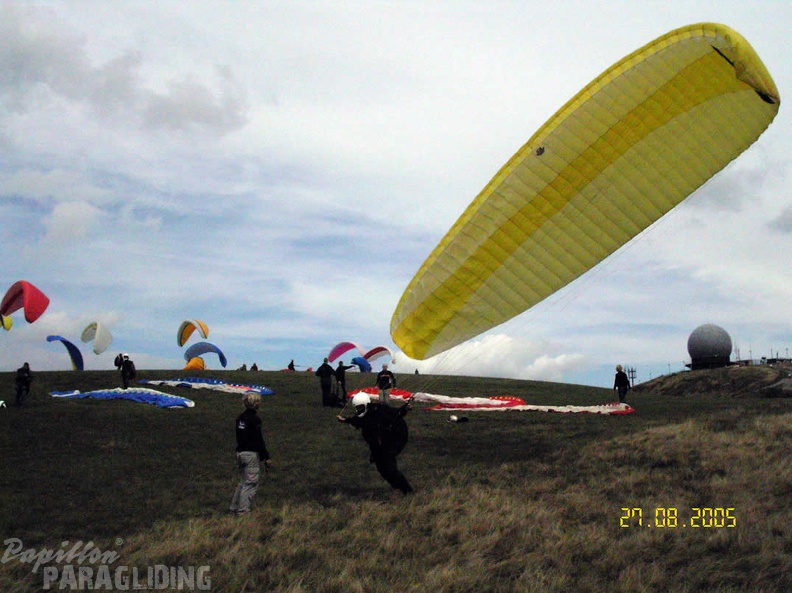 2005_K28.05_Wasserkuppe_Paragliding_036.jpg