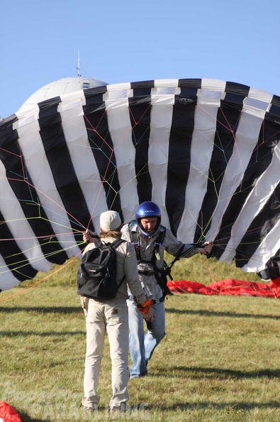 2009 RS33.09 Wasserkuppe Paragliding 037