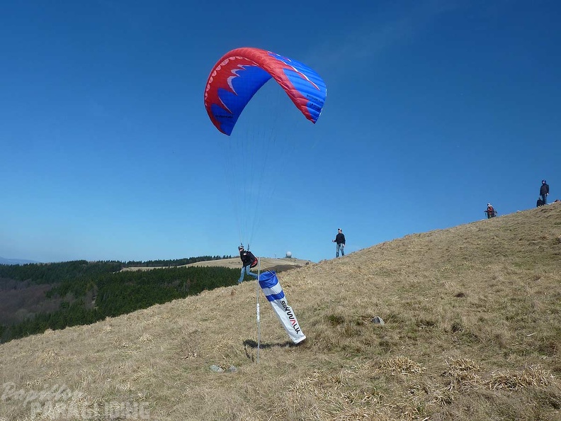 2010 Aprilfliegen Wasserkuppe Paragliding 096