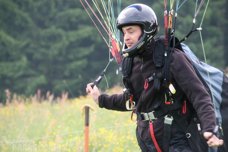 2010 RK24.10 Wasserkuppe Paragliding 117