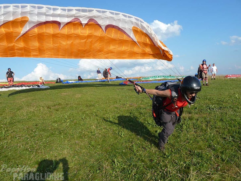 2010 RK28.10 Wasserkuppe Paragliding 040