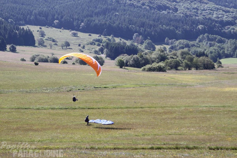 2010_RK_RS26.10_Wasserkuppe_Paragliding_101.jpg