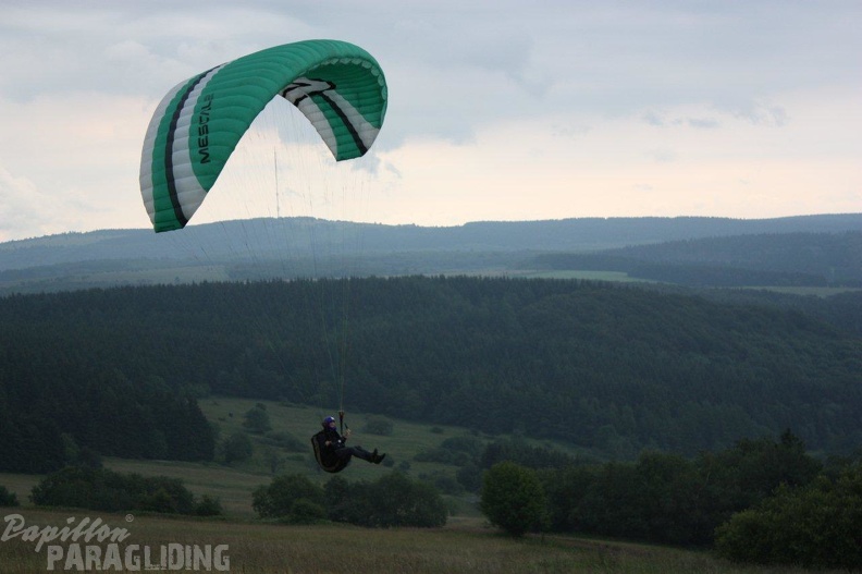2011 RFB JUNI Paragliding 040