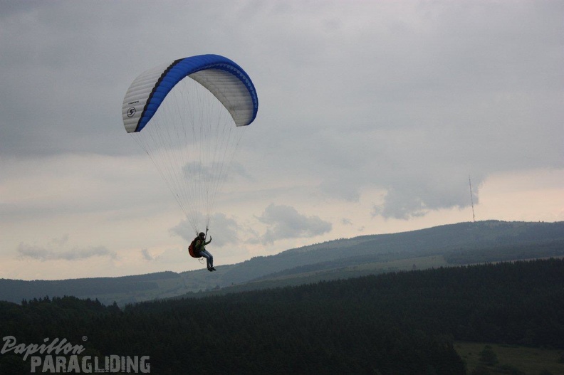 2011 RFB JUNI Paragliding 046