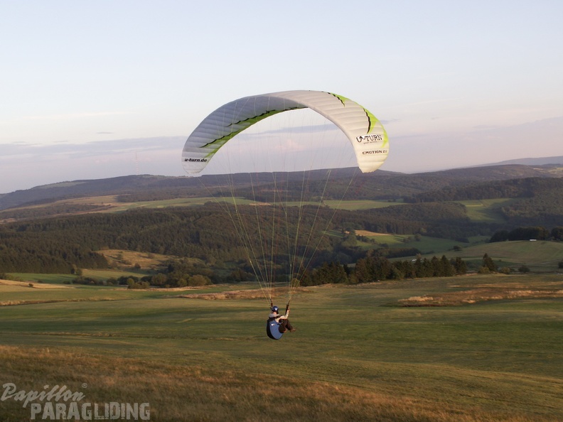 2011_RK35.11_Paragliding_Wasserkuppe_011.jpg