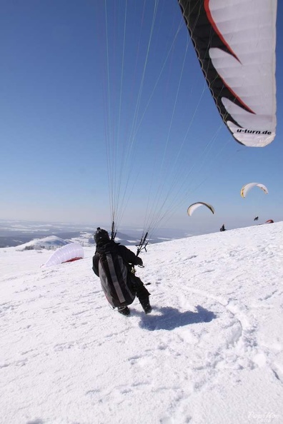 2013 03 02 Winter Paragliding Wasserkuppe 041